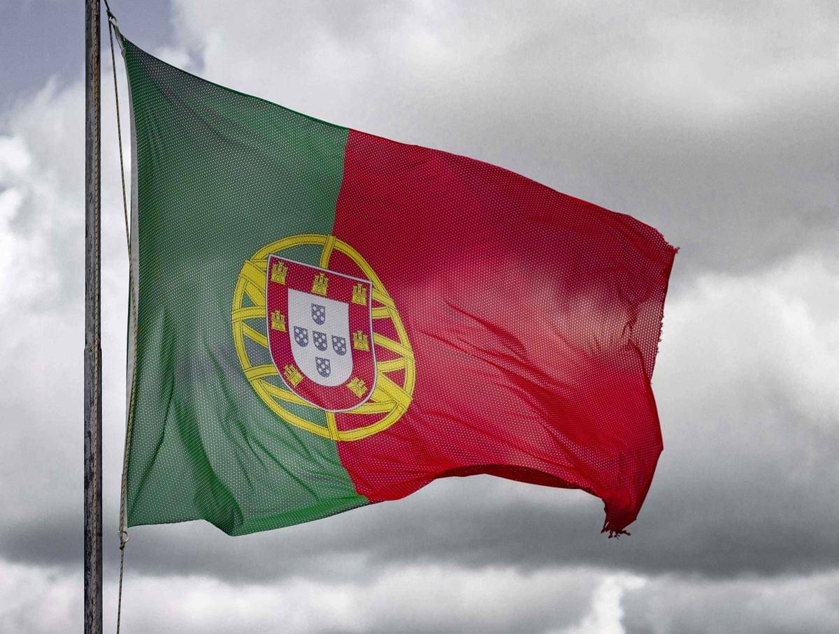 ilustrasi bendera Portugal (unsplash.com/luisfeliciano)