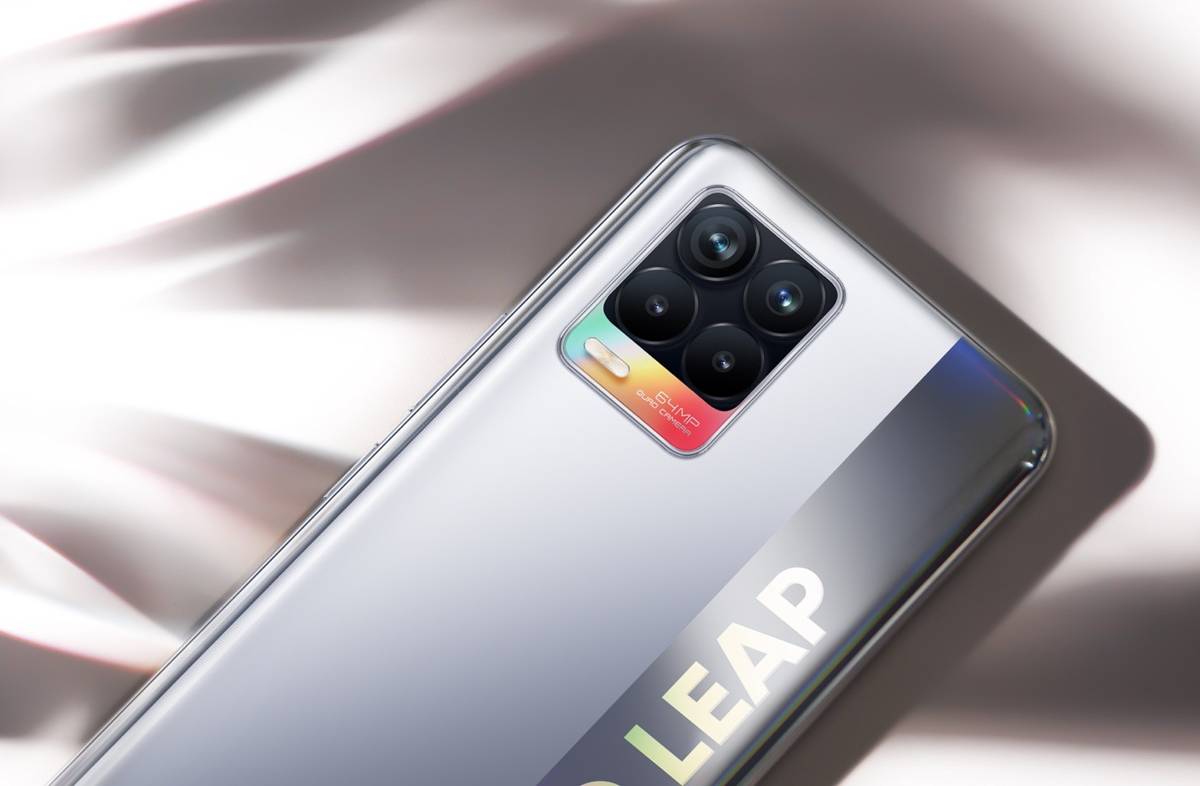 realme 8 (realme.com)