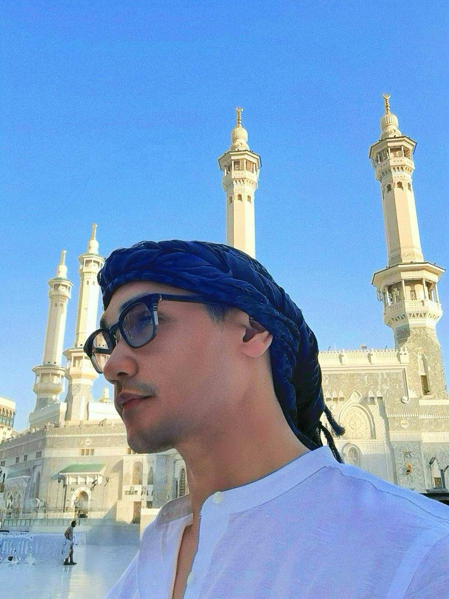 Afgan (instagram.com/afgan__)