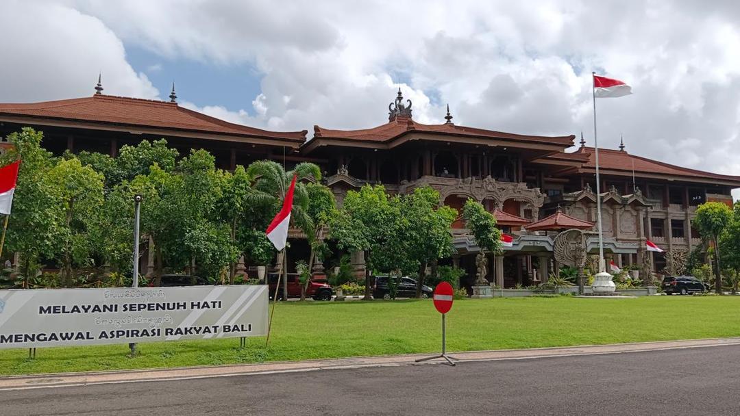 10 Federasi di Bali Menuntut Ada Pergub Perlindungan Pekerja Perempuan