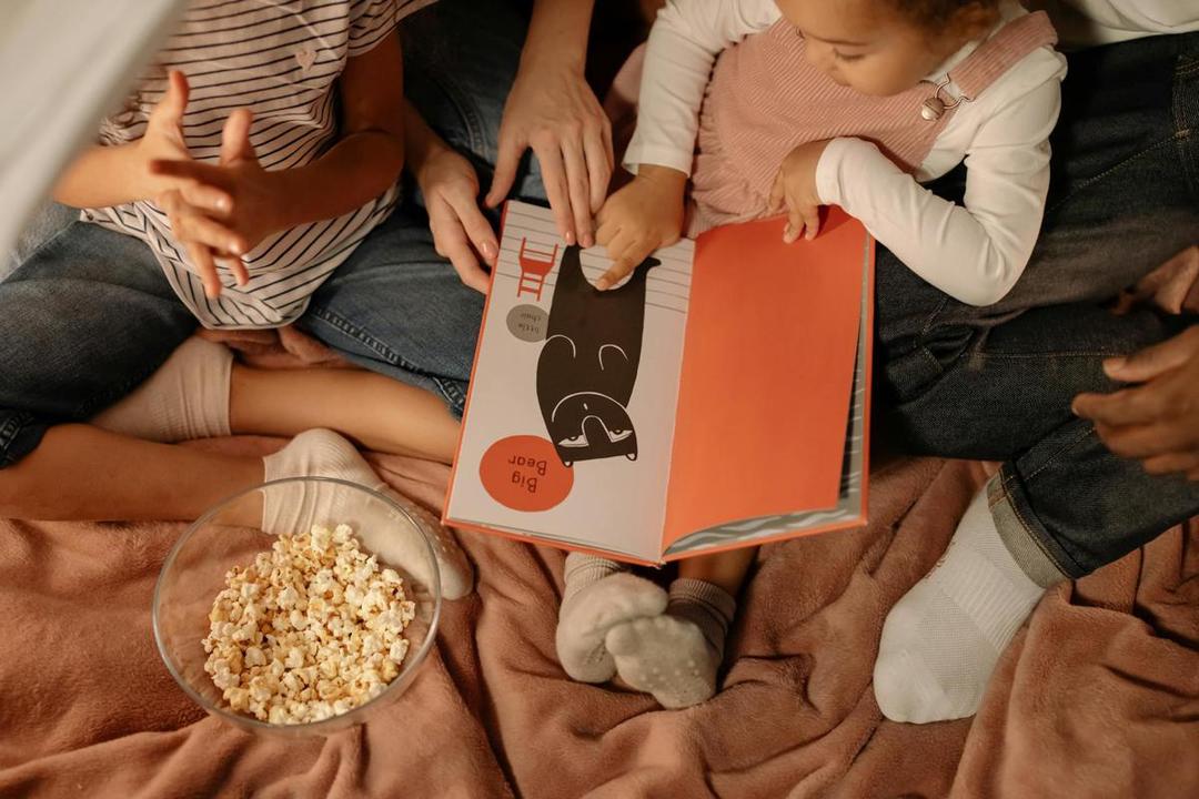6 Aktivitas Seru yang Diam-diam Asah Literacy Skill Anak!