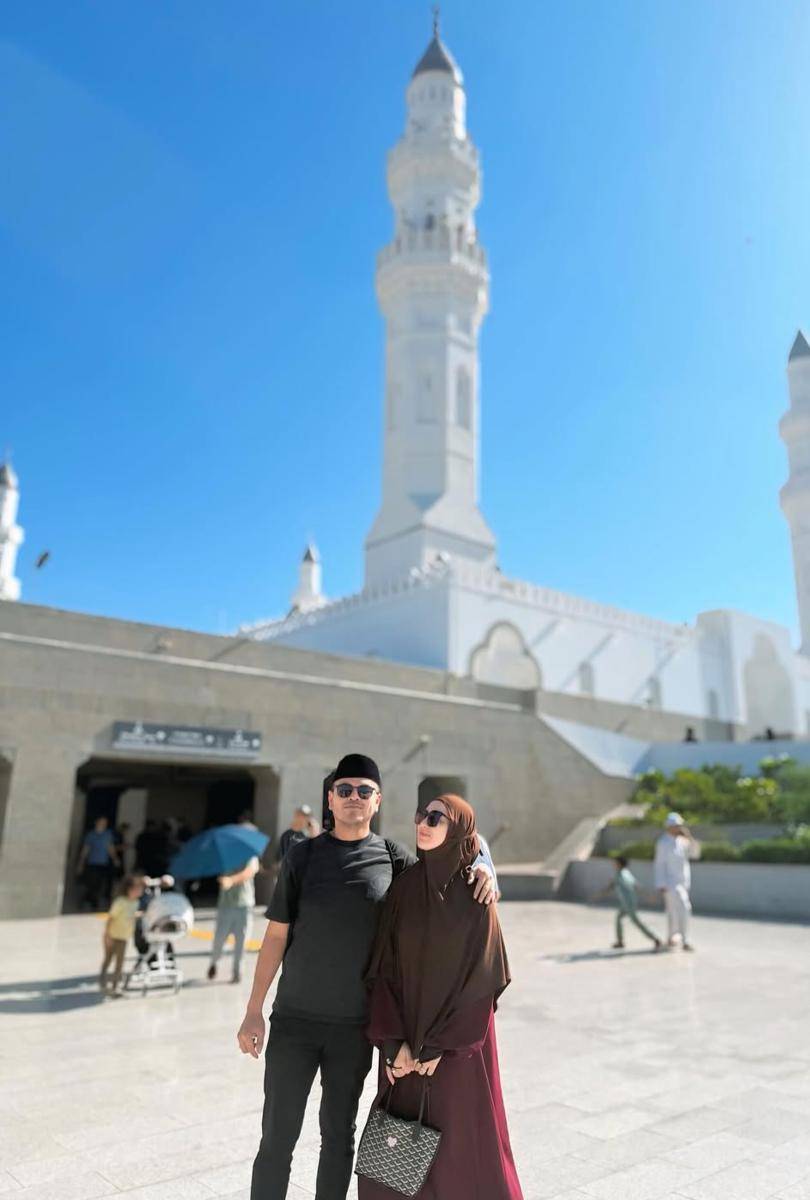 potret mesra Irish Bella dan suami setelah haji (instagram.com/_irishbella_)