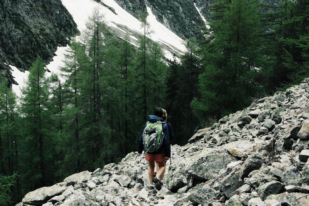 4 Alasan Jalur Turun Gunung Lebih Bahaya dari Jalur Naik