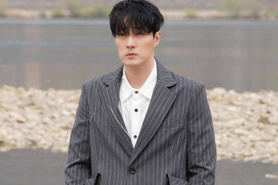 So Ji Sub (instagram.com/51k_official)