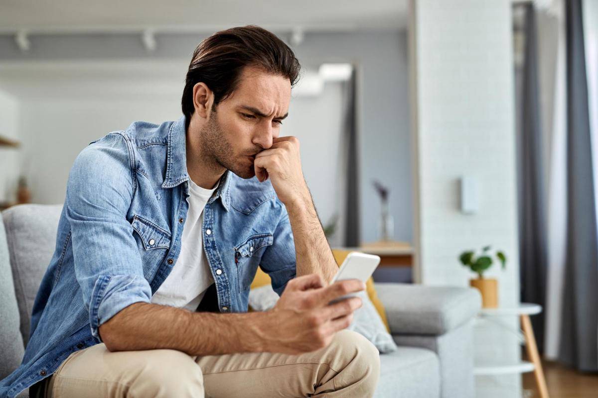 Notifikasi Bikin Cemas, Tapi Gak Dibuka Juga Bikin Gelisah. Source: Freepik