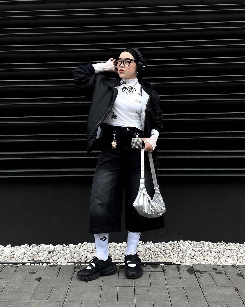 Fani Amini (instagram.com/fanxamns)
