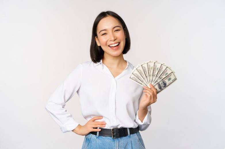 Ilustrasi wanita karir (freepik.com)