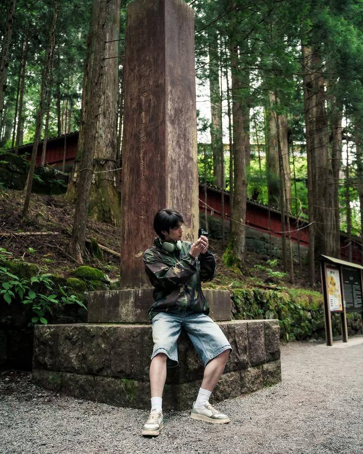 styling short pants ala Bright Vachirawit (instagram.com/bbrightvc)