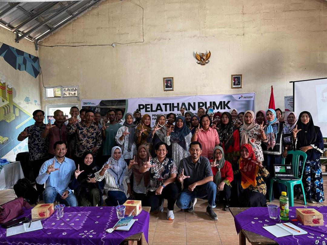 Pertamina Beri Pelatihan Pengolahan Pakan Peternak Sapi, Dorong UMKM Naik Kelas
