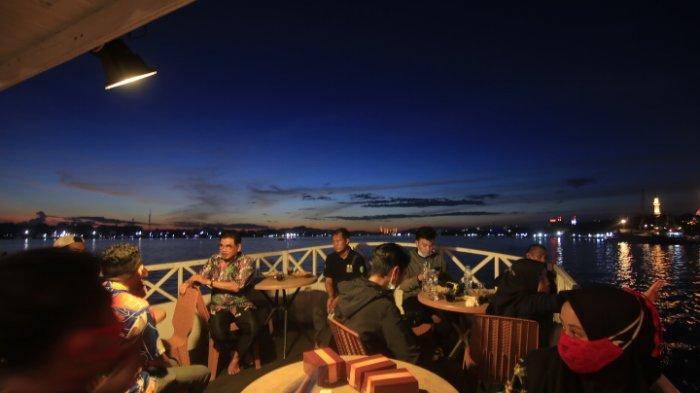 wisata susur sungai mahakam.jpg
