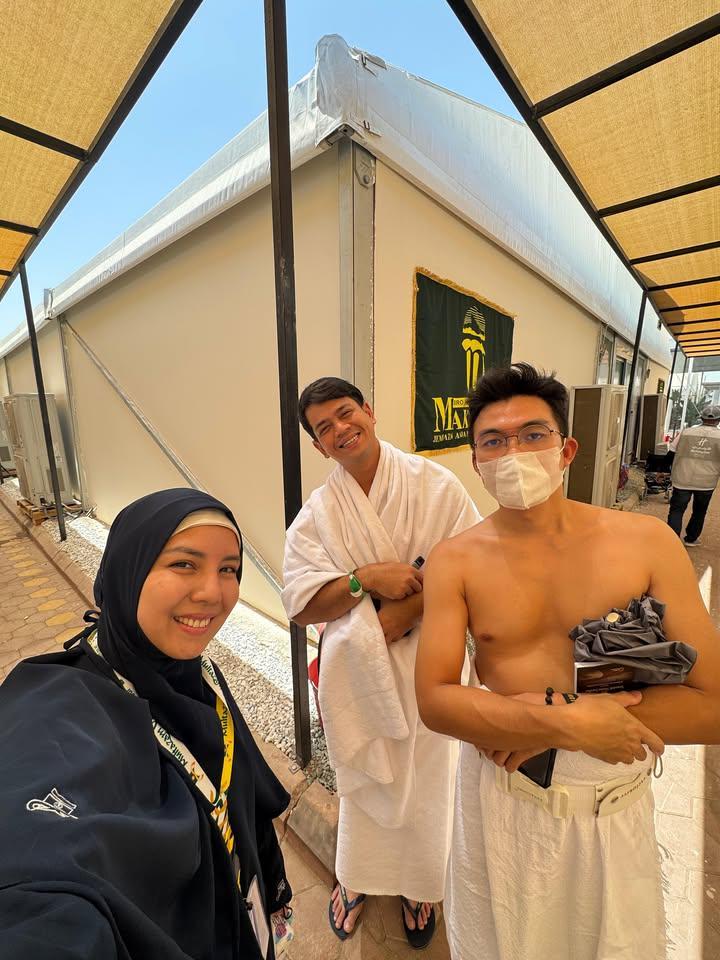 kebersamaan artis saat haji (Instagram.com/tya_ariestya)