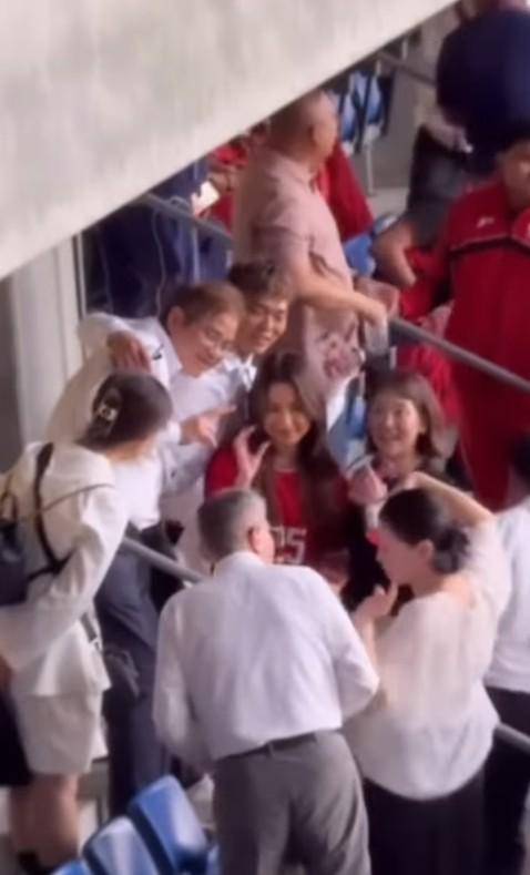 Jennifer Coppen Nonton Timnas di Jepang (Instagram.com/jennifercoppenreal20)
