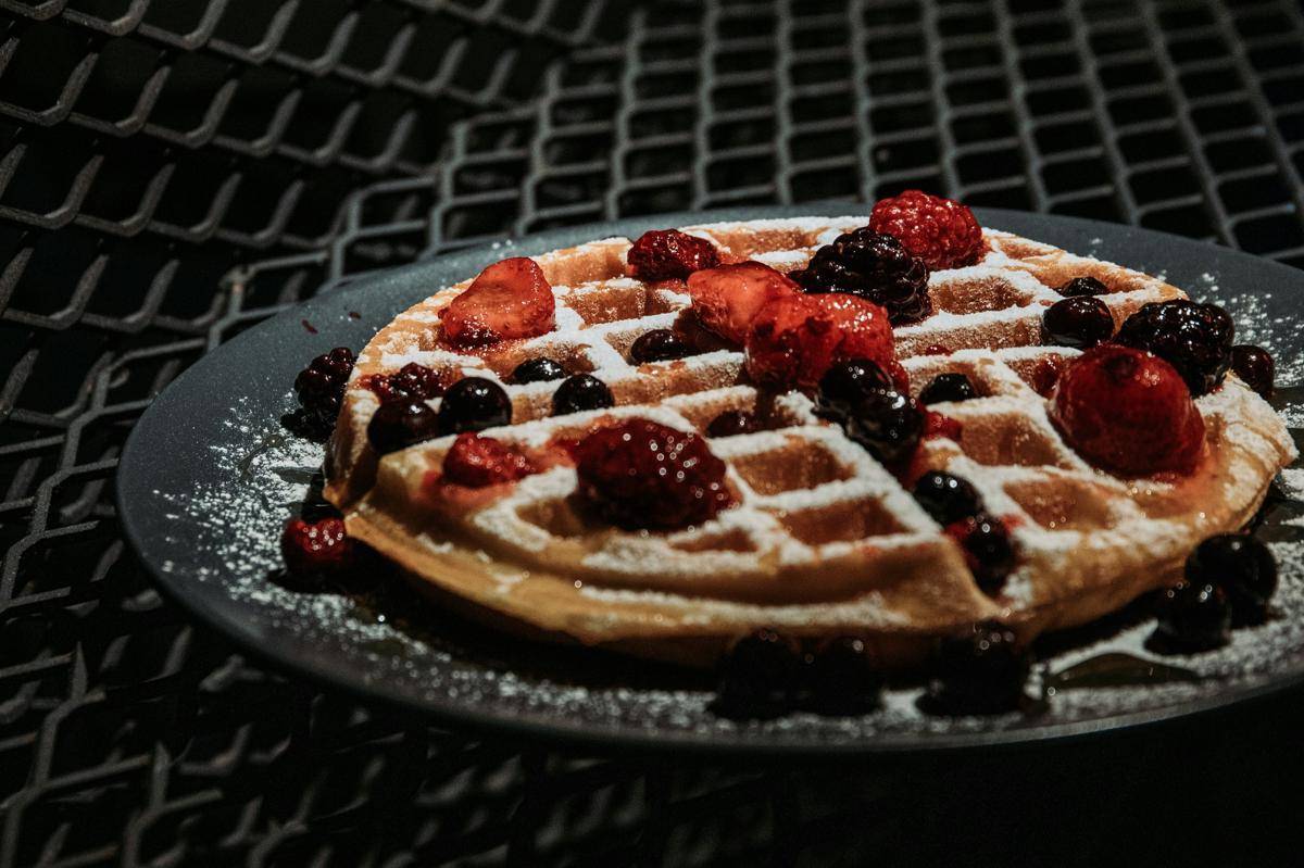 Ilustrasi waffle (unsplash.com/Amanda Lim)