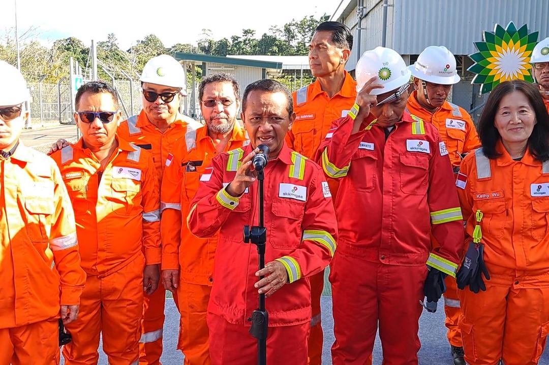 Bahlil Mau Masalah Tambang Raja Ampat Diselesaikan Pakai Adat Papua