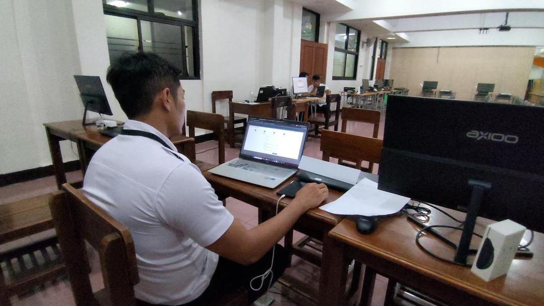 SPMB Jabar Hari Kedua Diwarnai Server Down Enam Jam, Wali Murid Malah Salahkan Sekolah