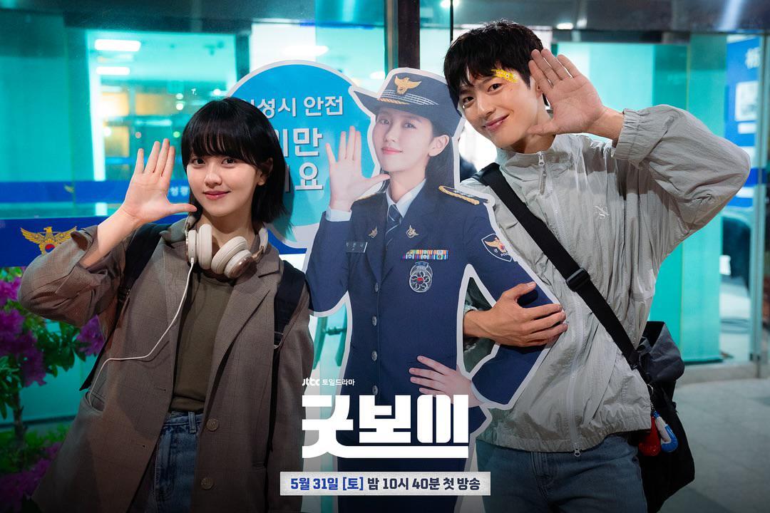 9 Sikap Bucin Yoon Dong Joo pada Ji Han Na di Drakor Good Boy