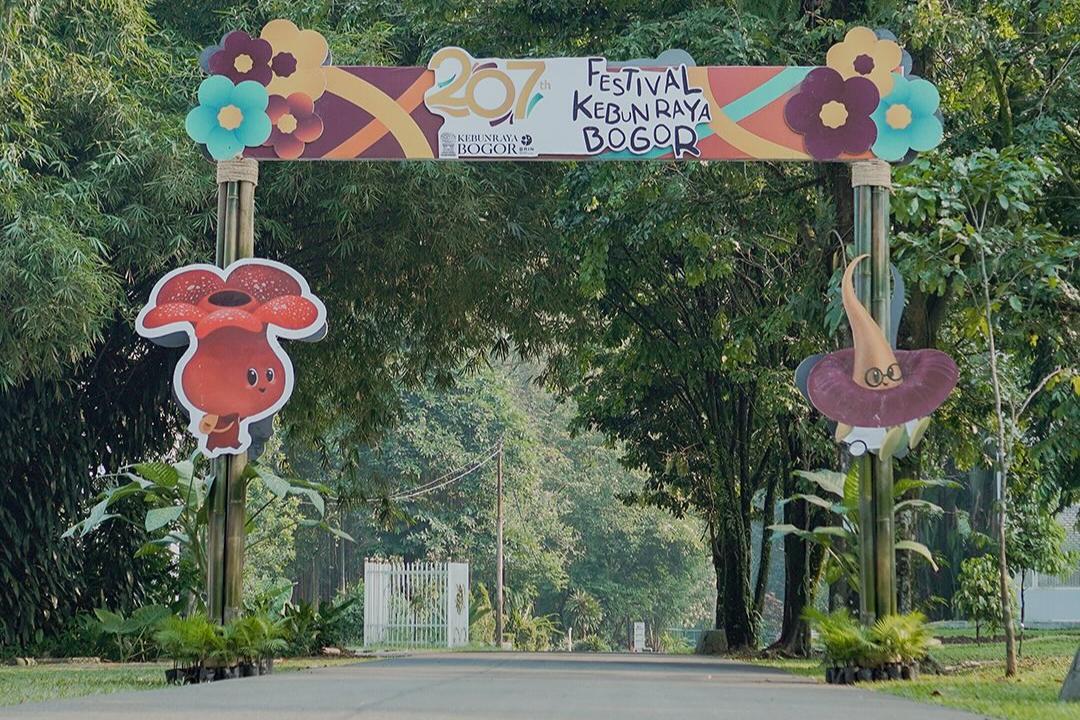 6 Fasilitas di Kebun Raya Bogor yang Bikin Rekreasi Makin Seru 
