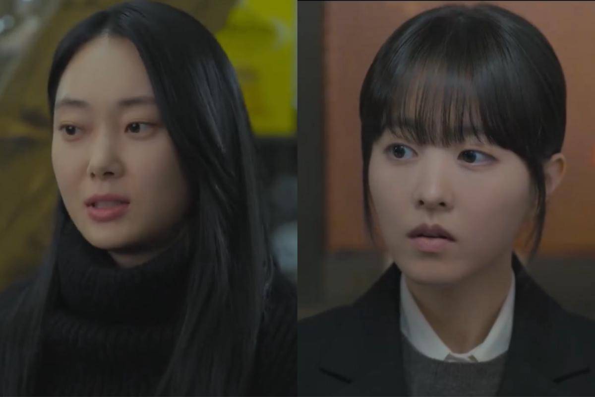 Park Ji Yun (Yoo Yu Jin) dan Yu Mi Ji (Park Bo Young) dalam drakor Our Unwritten Seoul (dok. Netflix/Our Unwritten Seoul)