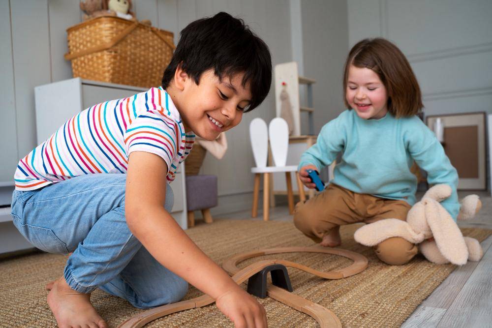 ilustrasi anak sedang playdate (freepik.com/pikisuperstar)