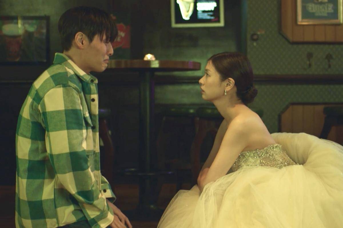 No Jung Yeol (Kang Ha Neul) dan Hong Na Ra (Jung So Min) dalam film Korea Love Reset (dok. VIU/Love Reset)