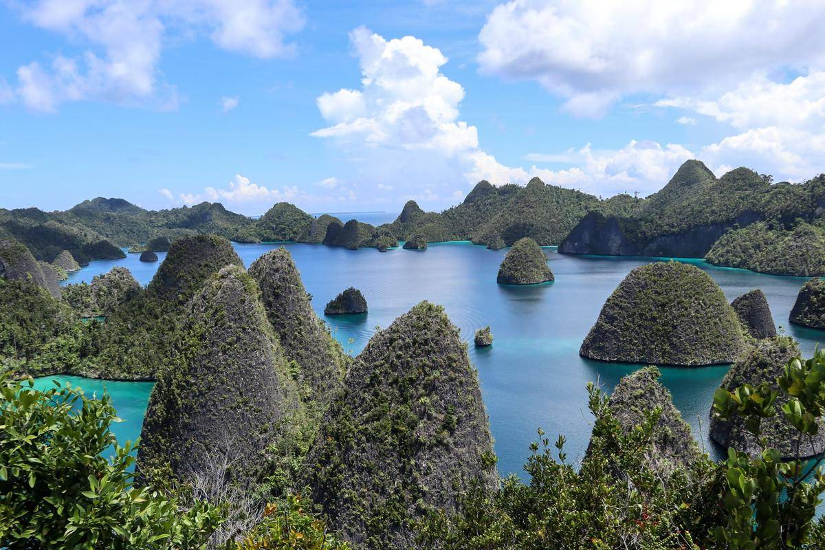 panorama di puncak Wayag, Raja Ampat (dok.pribadi/Natalia Indah)