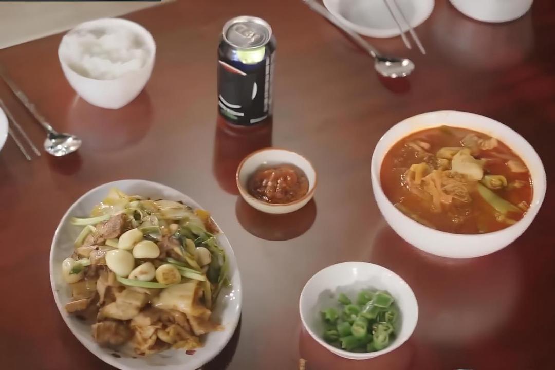 5 Menu Makan Malam di Episode 2 NANA bnb with SEVENTEEN, Didominasi Kimchi!
