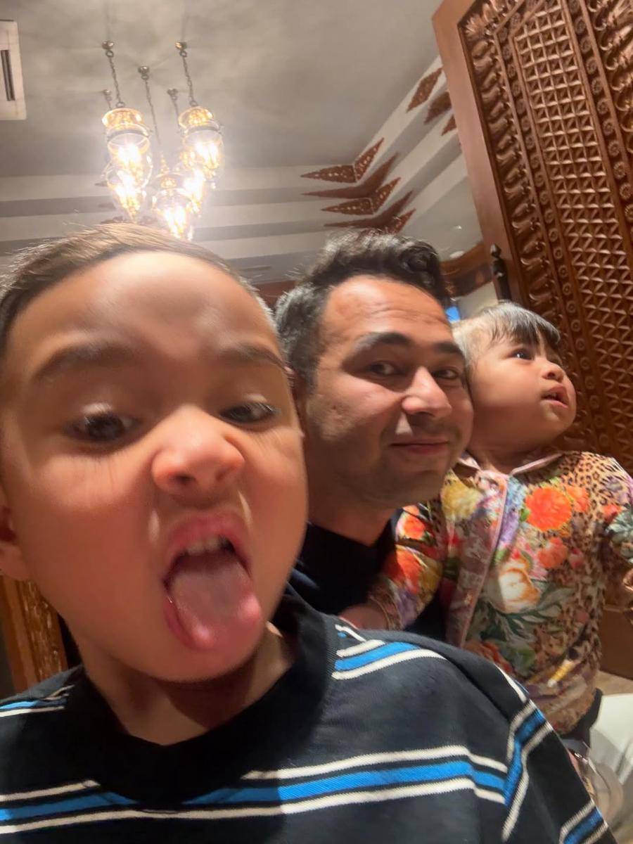 perpisahan Raffi Ahmad dengan keluarga sebelum ditinggal ke Italia (instagram.com/raffinagita1717)