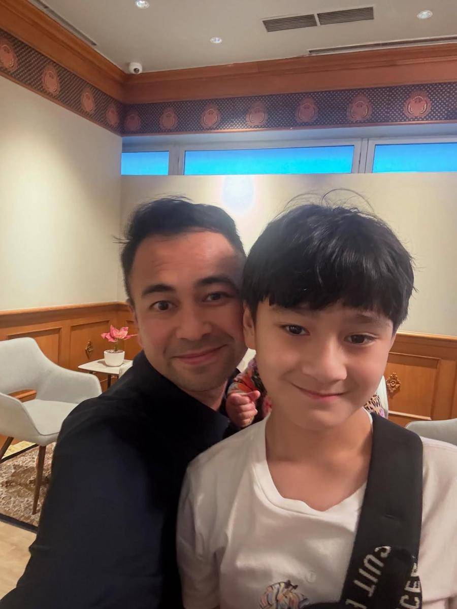 perpisahan Raffi Ahmad dengan keluarga sebelum ditinggal ke Italia (instagram.com/raffinagita1717)