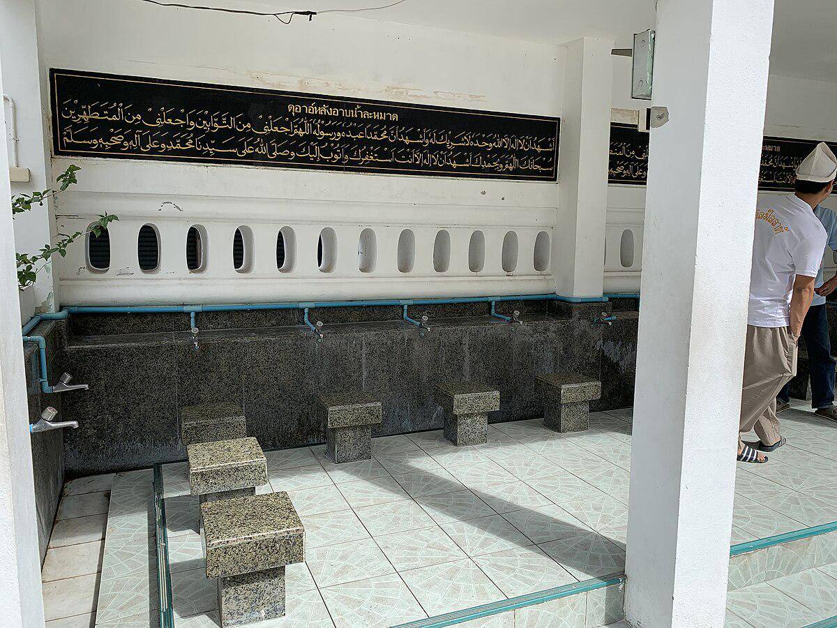 potret tempat wudu Masjid Ton Son (commons.wikimedia.org/Chainwit.)