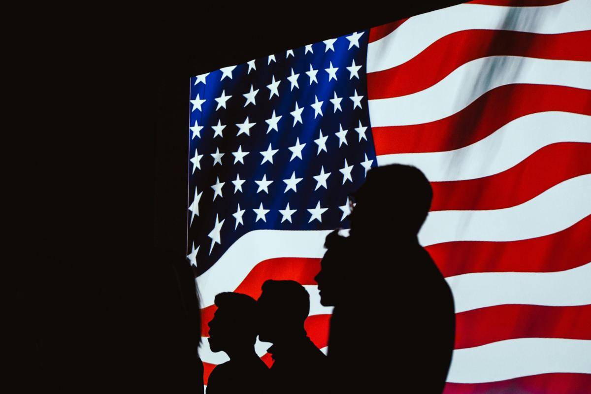 ilustrasi bendera AS (pexels.com/Brett Sayles)