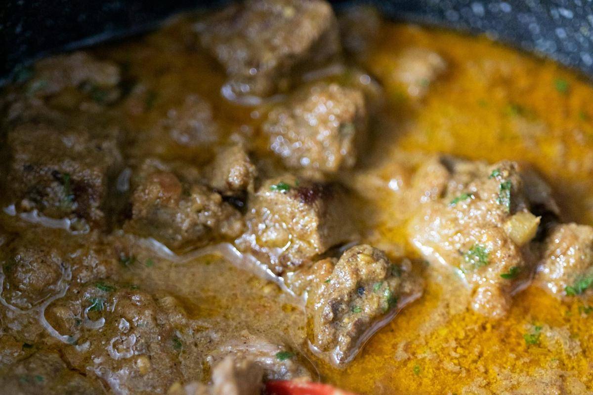 ilustrasi memasak daging (pexels.com/Jonathan Cooper)