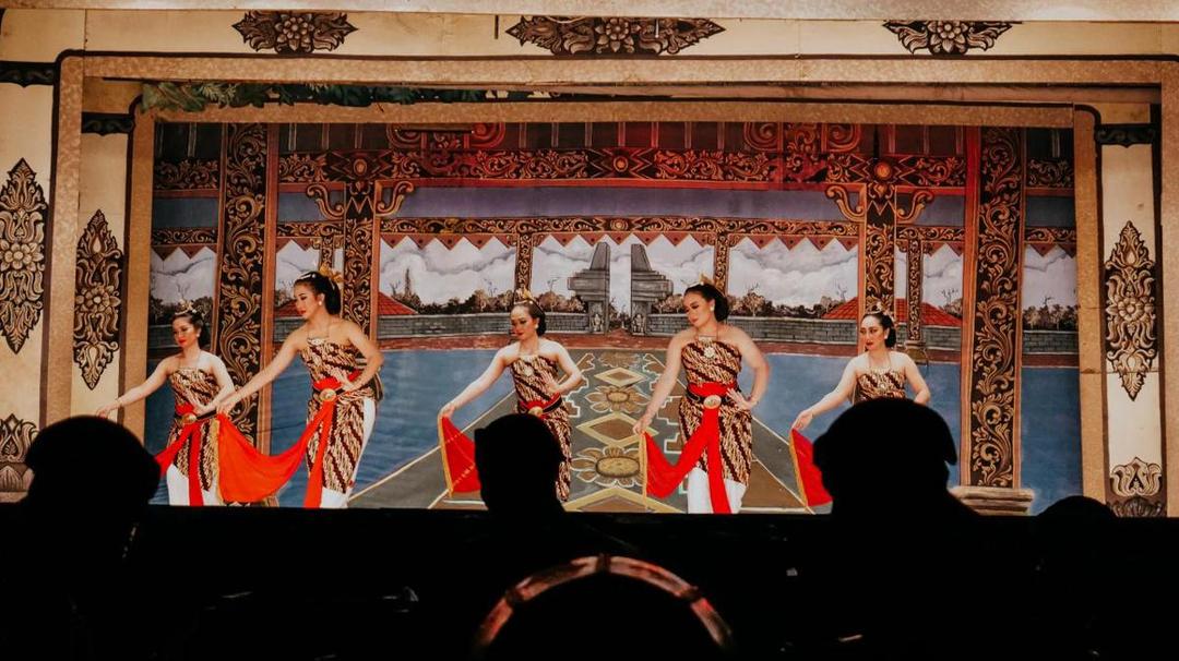 wayang orang sriwedari.jpg