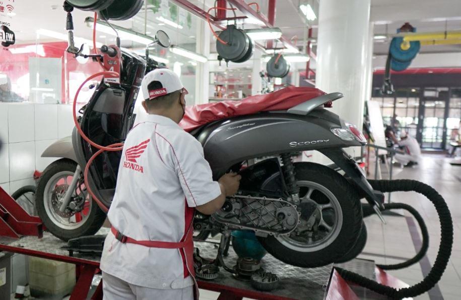 Ini Saat yang Tepat Mengganti V-Belt Skutik Kesayangan Kamu