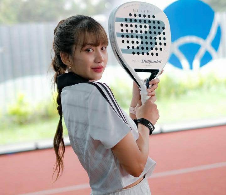 potret Ghea Indrawari main padel (instagram.com/gheaindrawari)