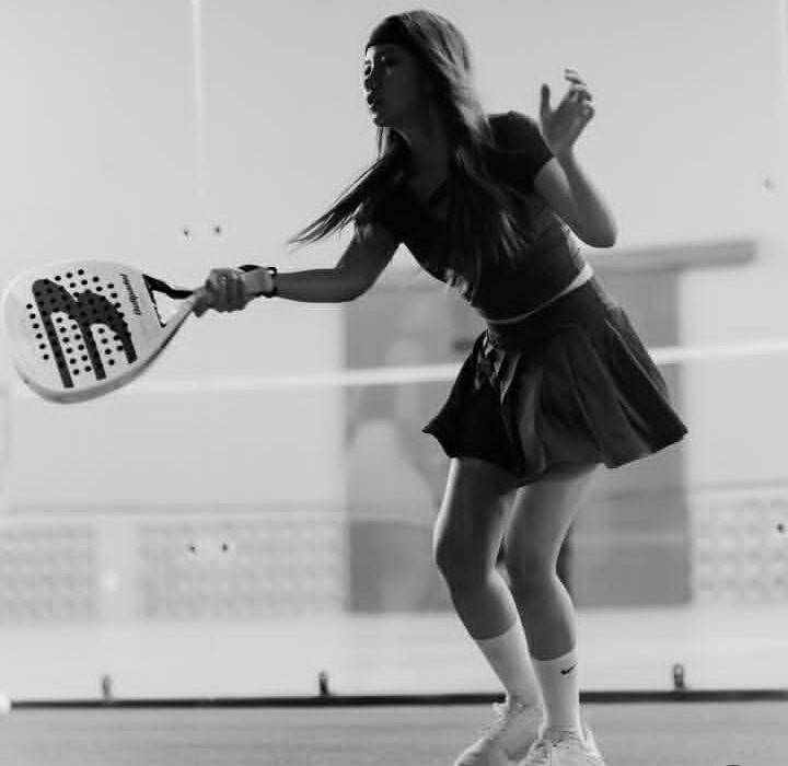 potret Ghea Indrawari main padel (instagram.com/gheaindrawari)