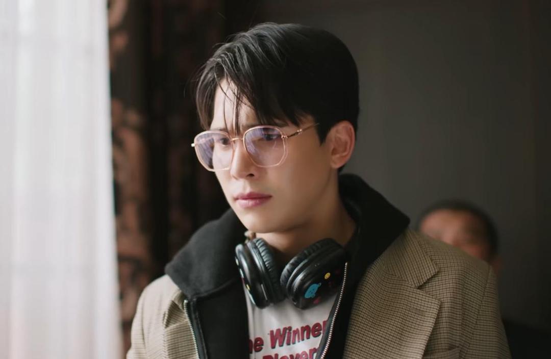 7 Fakta Peran Max Kornthas dalam Drama Thailand Suntiny, Tukar Tubuh?