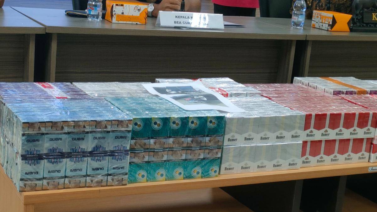 Rokok ilegal.jpg