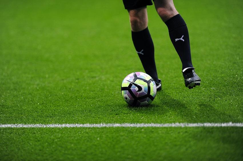 Mengenal Peran Inverted Winger dalam Sepak Bola Modern: Evolusi Strategi di Lini Sayap