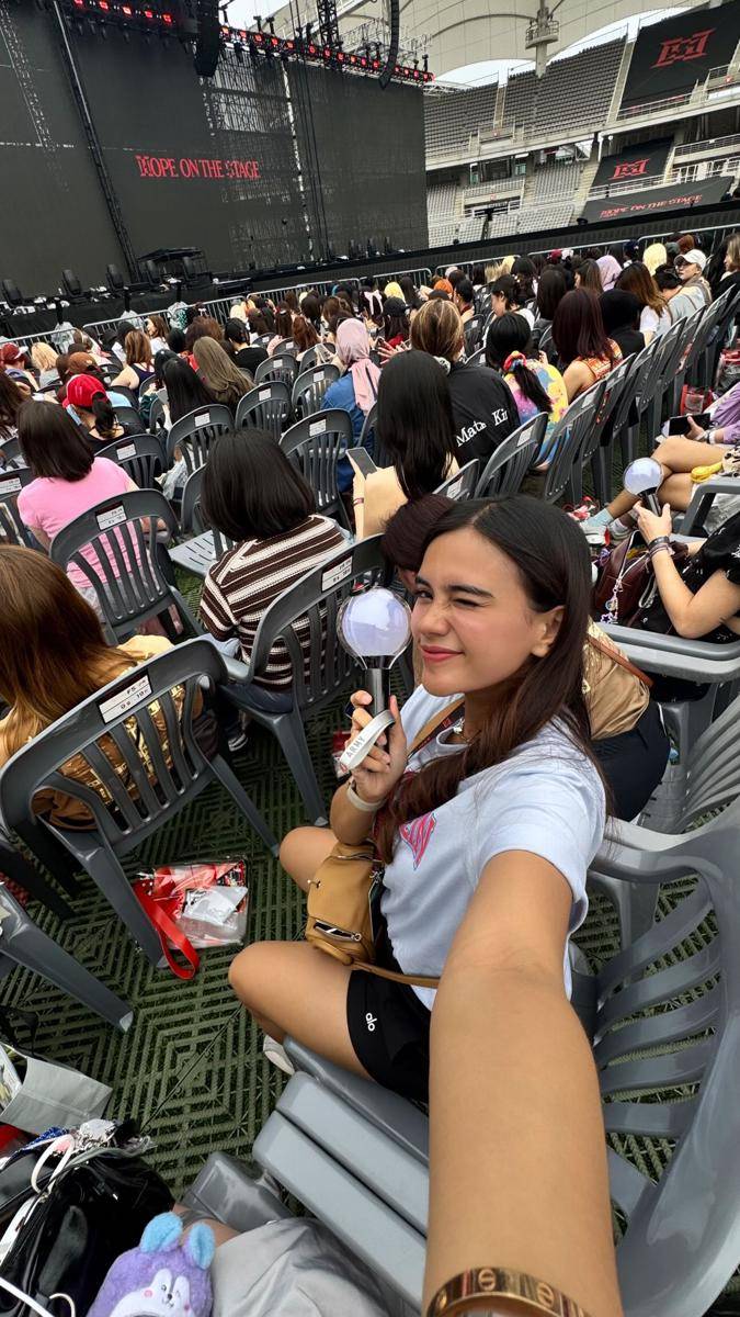 potret Audi Marissa ke BTS FESTA 2025 (Instagram.com/audimarissa2025)