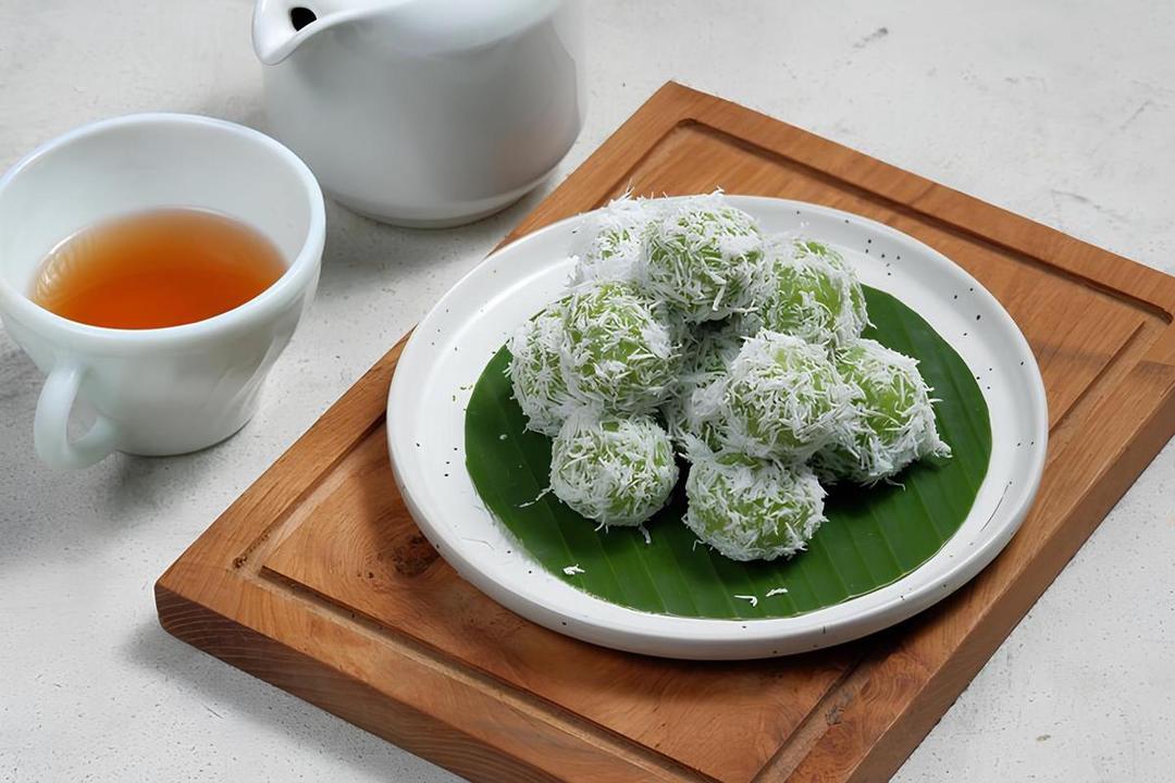 Resep Klepon Ketan Isi Gula Merah, Teman Minum Teh yang Nikmat!