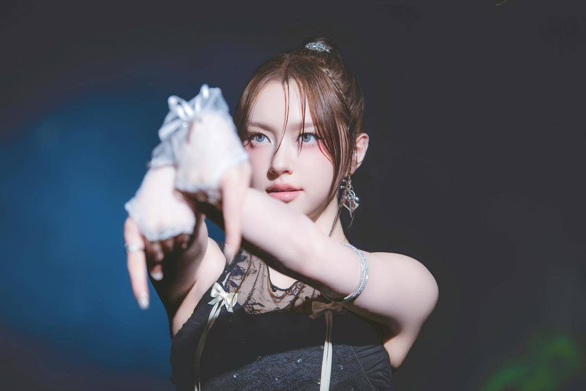 Moon Chanelle FIFTY FIFTY (dok. Weverse/FIFTY FIFTY)