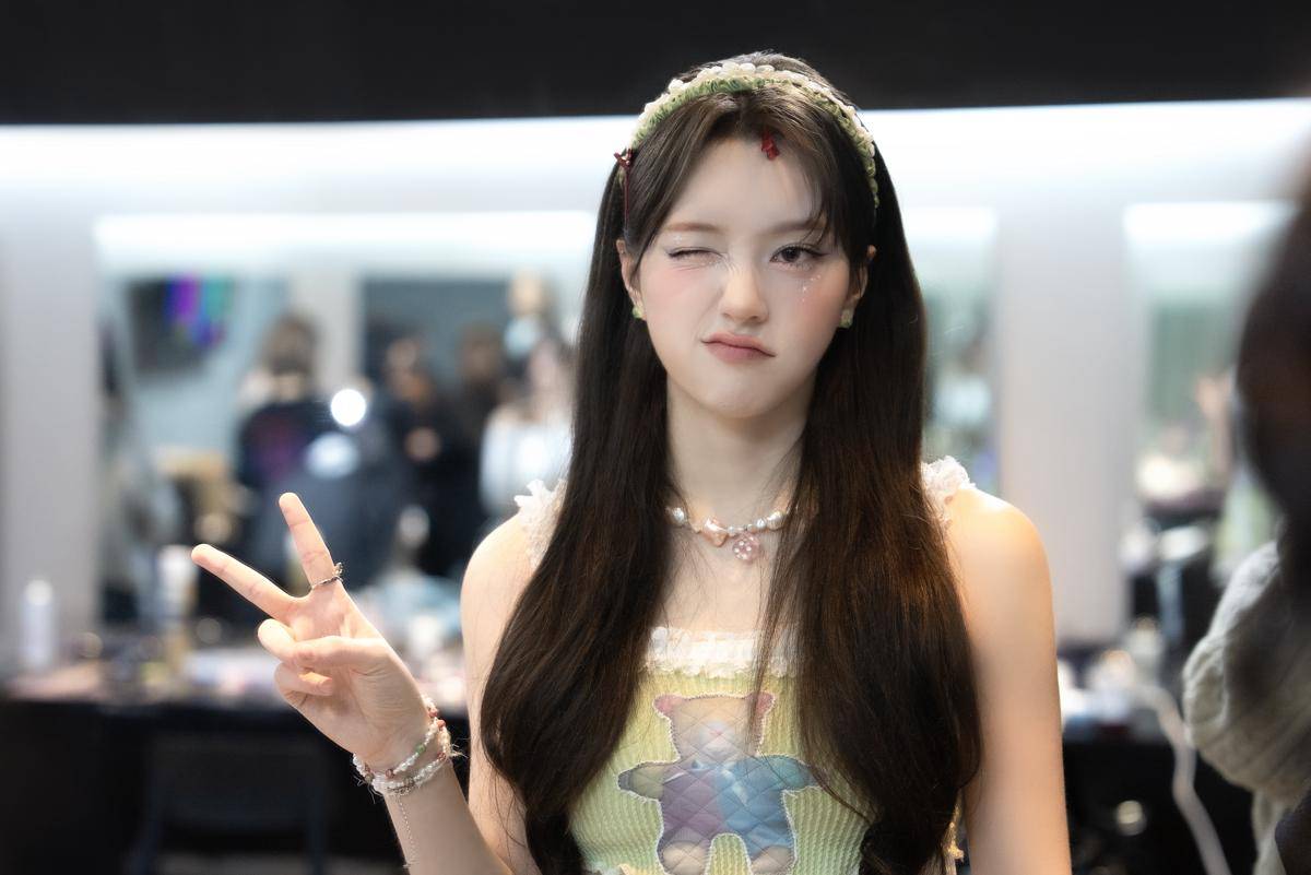 Moon Chanelle FIFTY FIFTY (dok. Weverse/FIFTY FIFTY)