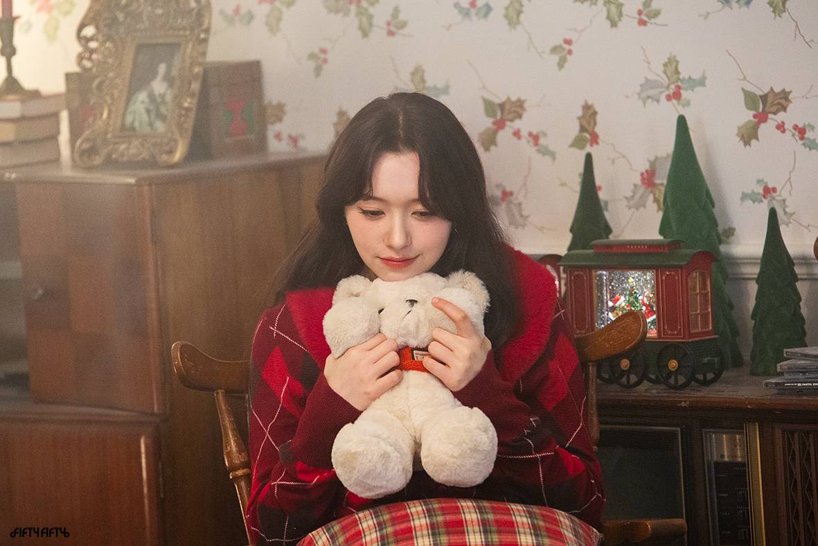 Moon Chanelle FIFTY FIFTY (dok. Weverse/FIFTY FIFTY)