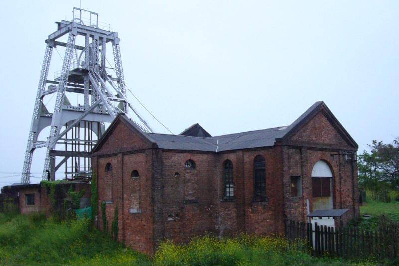 tambang batu bara Mitsui Miike (commons.wikimedia.org/じじき)