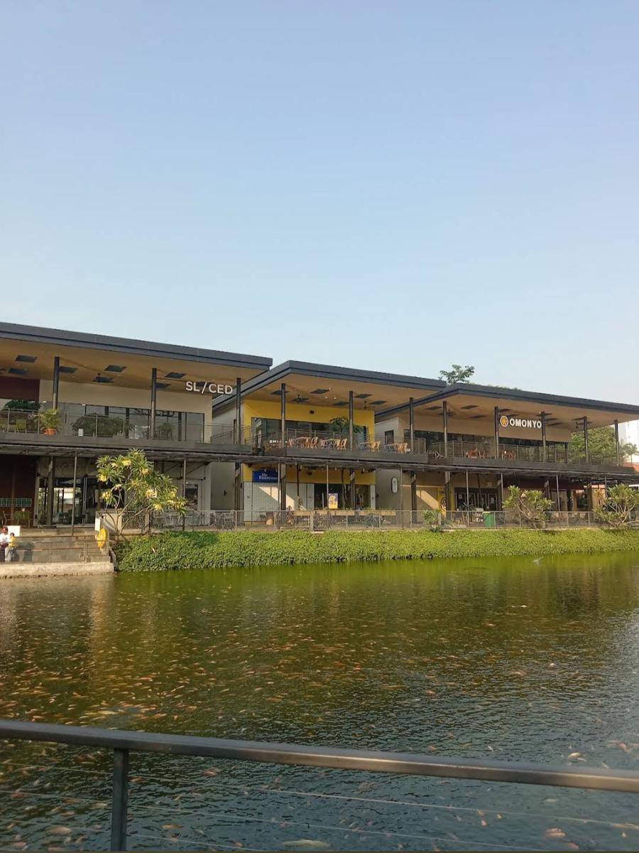 Danau ikan di Cibis Park (google.com/maps/ilham adhi triatma)