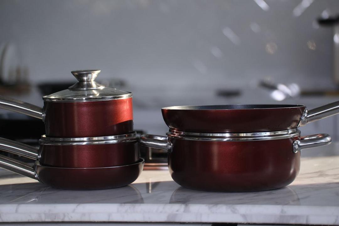 5 Tips Merawat Alat Masak Anti-Lengket agar Tahan Lama