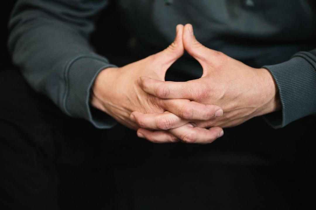 5 Perawatan Kuku dan Tangan untuk Pria yang Ingin Tampil Maksimal