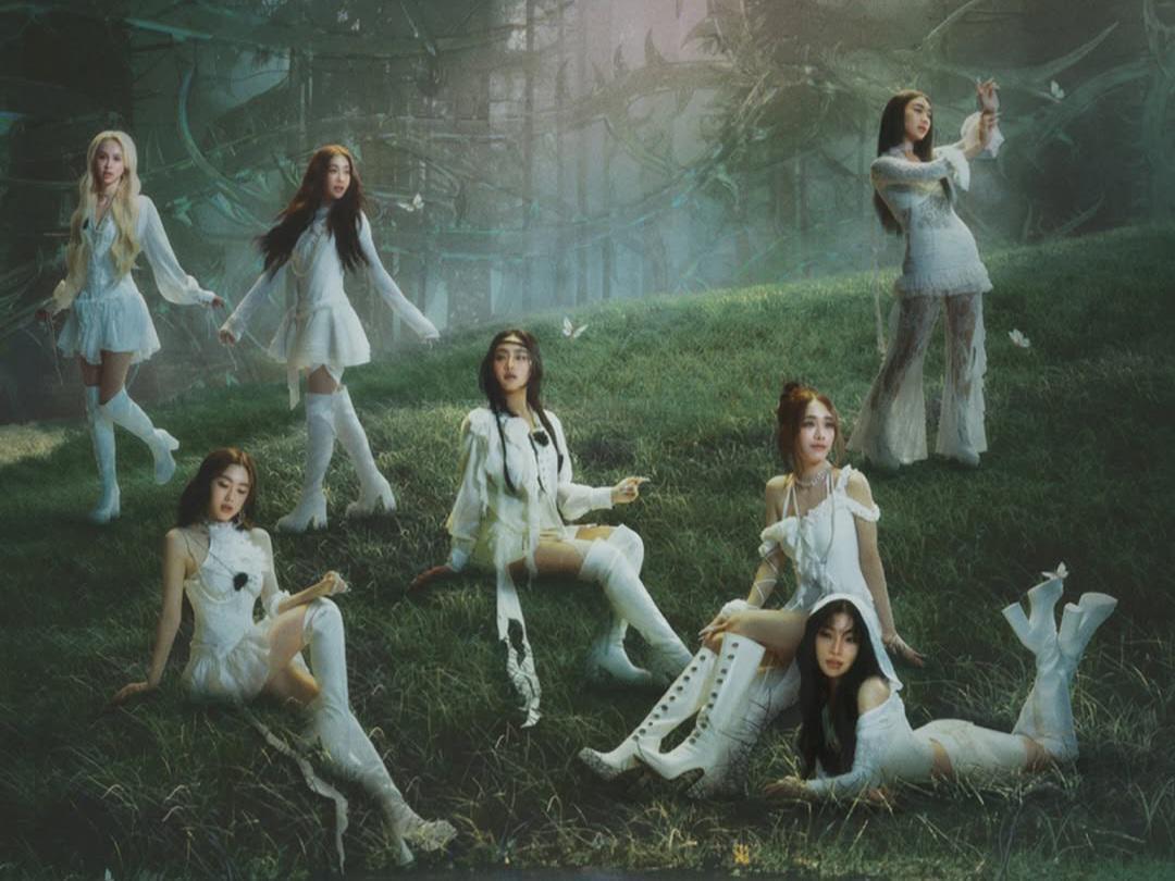 5 Lagu di EP Album 4EVE “GLOW”, Full Bahasa Inggris!