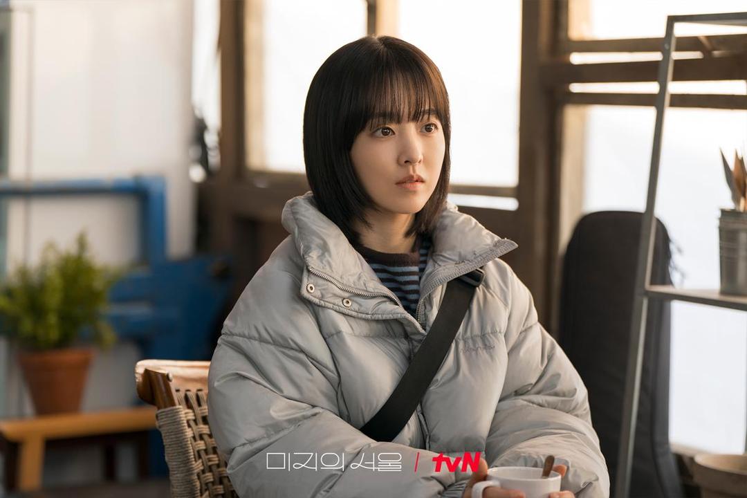 6 Karakter yang Menderita Penyakit di Episode Awal Our Unwritten Seoul