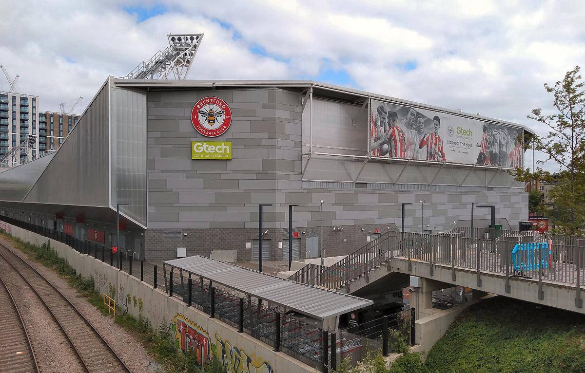 Gtech Community Stadium (commons.wikimedia.org/AndyScott)